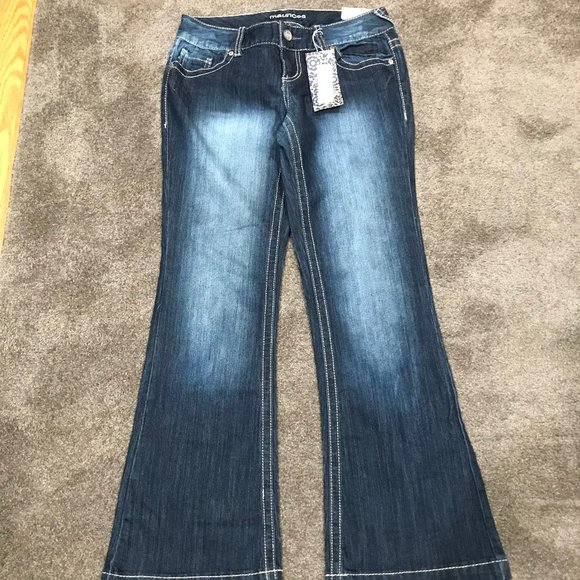 Ladies Jeans - Picture 1 of 4